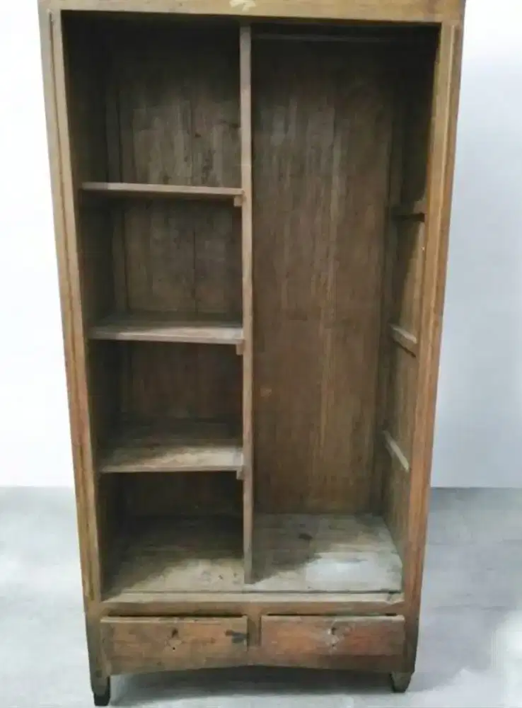 Jual lemari apa adanya