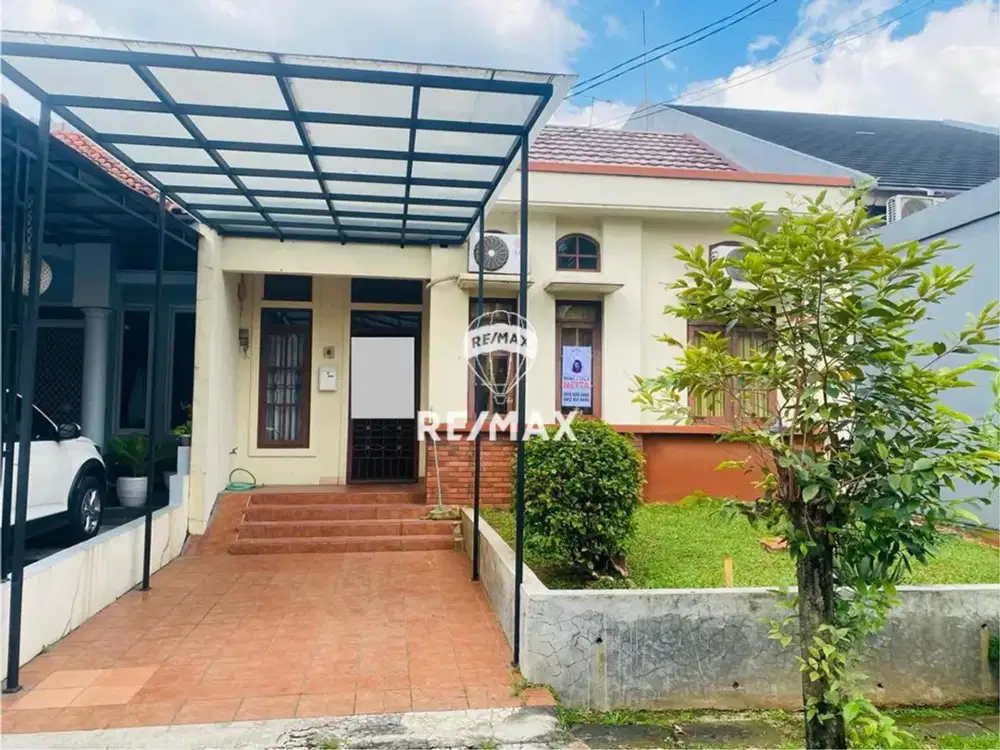 Rumah Siap Huni dan Sudah Renovasi di Cluster Meadow Green Lippo Cikarang