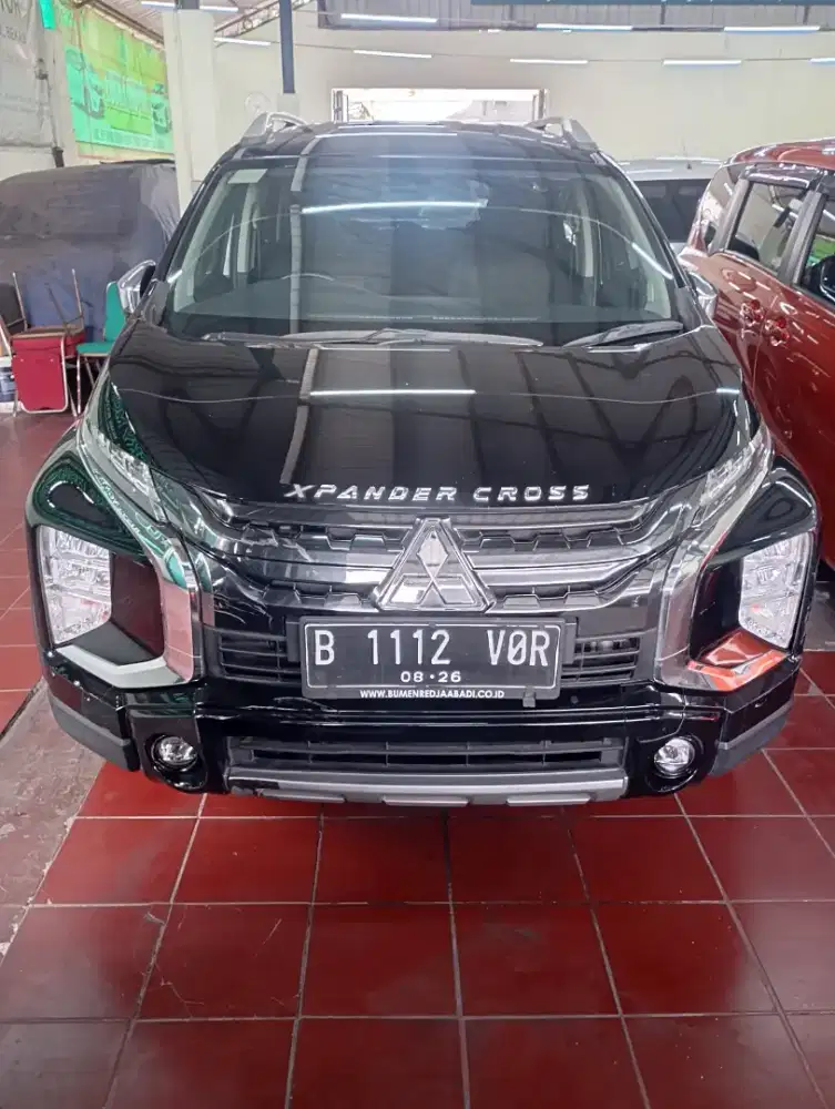Mitsubishi Xpander 1.5 Cross AT 2021 Hitam