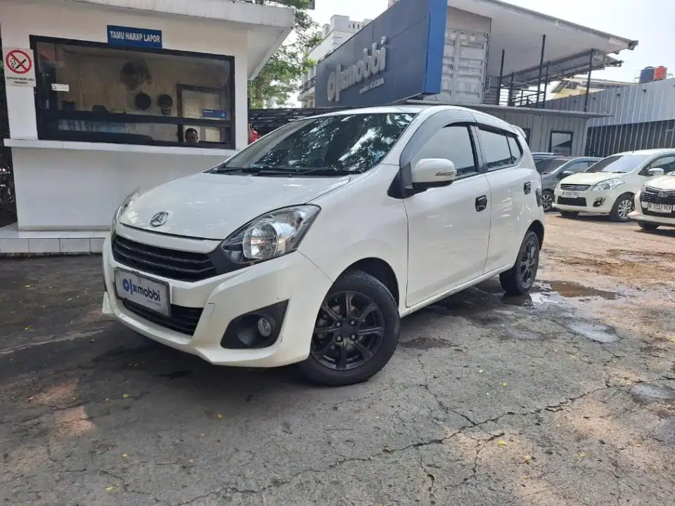 LOW DP Daihatsu Ayla 1.0 X Bensin-AT 2021 VDF