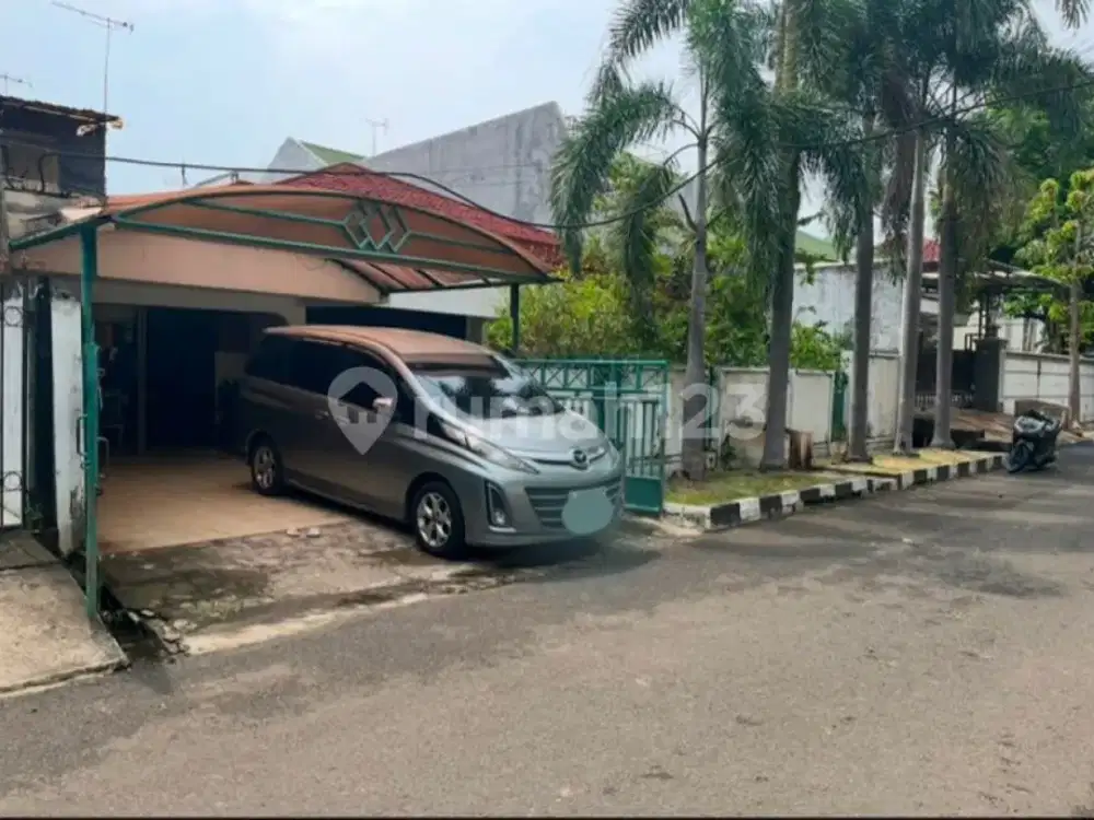 Rumah Didaerah Strategis Yg Berbatasan dengan 2 Wilayah Dki Jakarta Pusat & Timurcocok untuk Hunian Exlusive di Pulomas, Jaktim