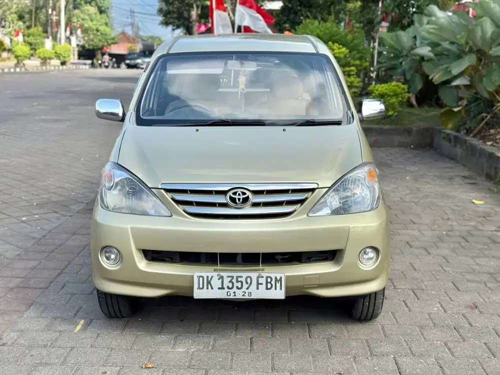AVANZA 2004 DP 10JT