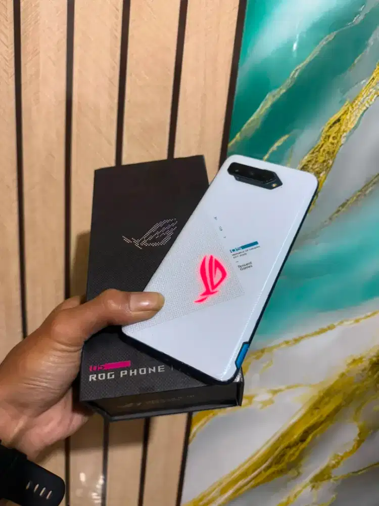 ASUS ROG 5 Ram 12/128GB Fulldus Cek iklan Lokasi PAMULANG UNPAM