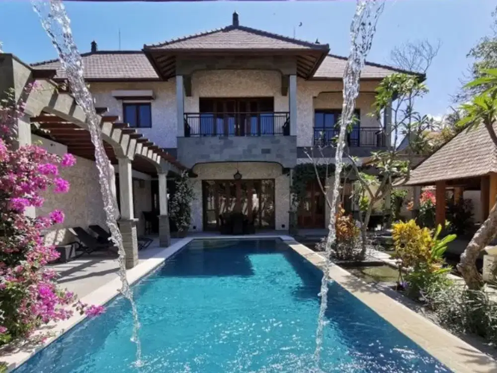 VILLA LUXURY ULUNUSA KUTUH BADUNG