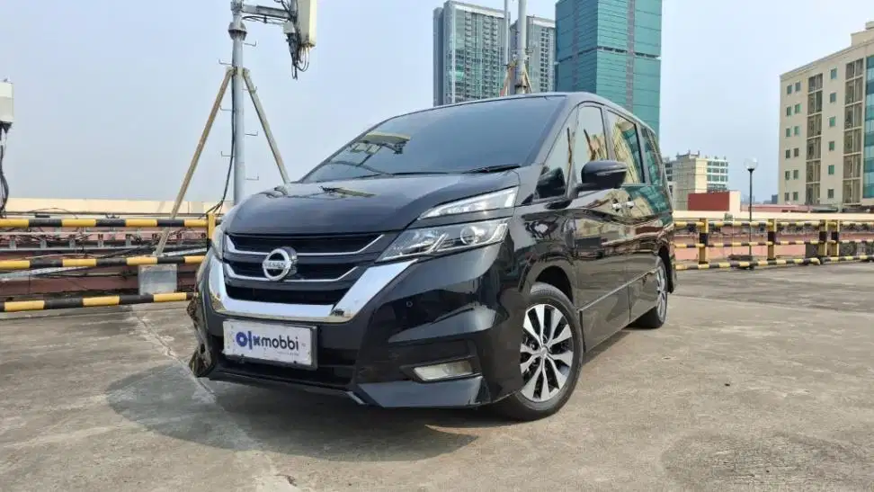Nissan Serena 2.0 Highway Star Bensin-AT 2023