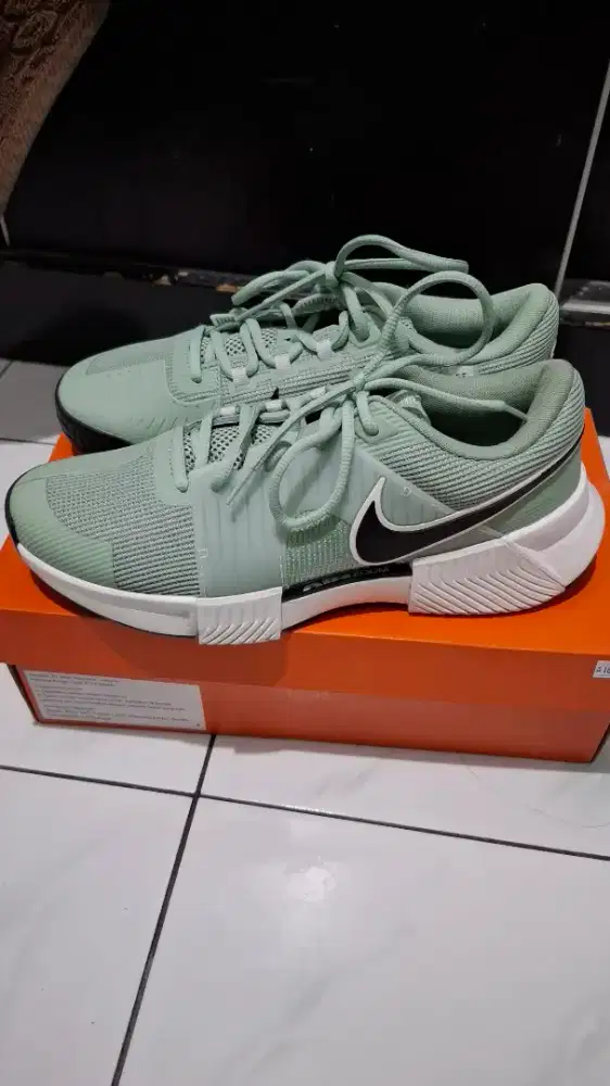 Sepatu Nike Gp challenge 1.5 HC