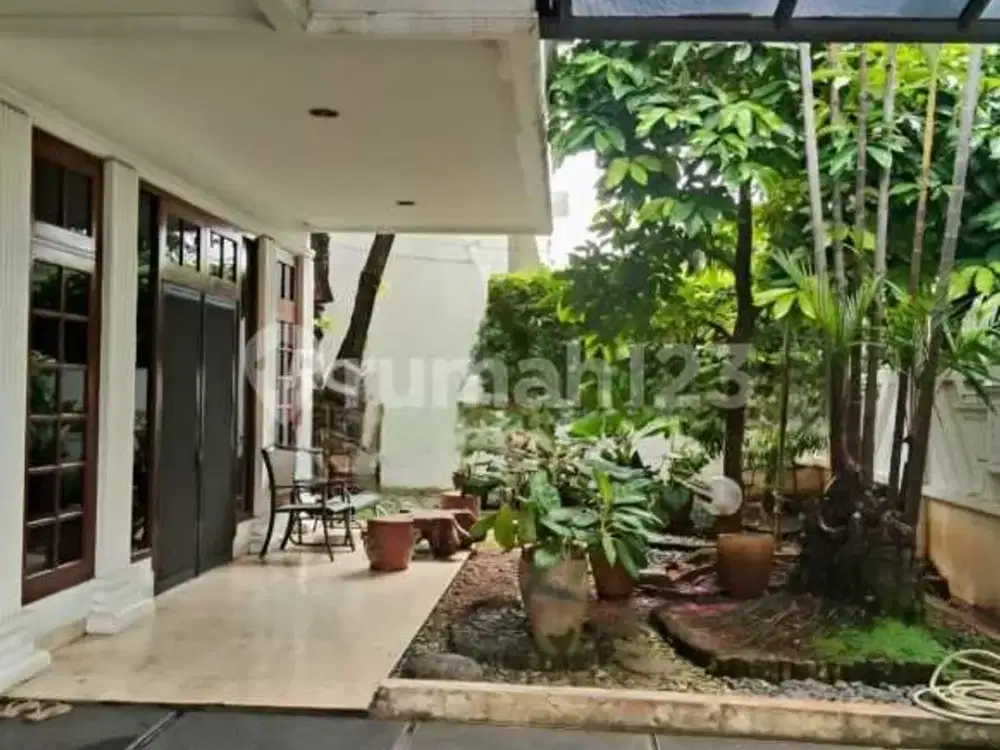Rumah Besar 2 Lantai di Puri Indah Kembangan Jakarta Barat | LT 450 LB 600 | 5+1 KT | SHM