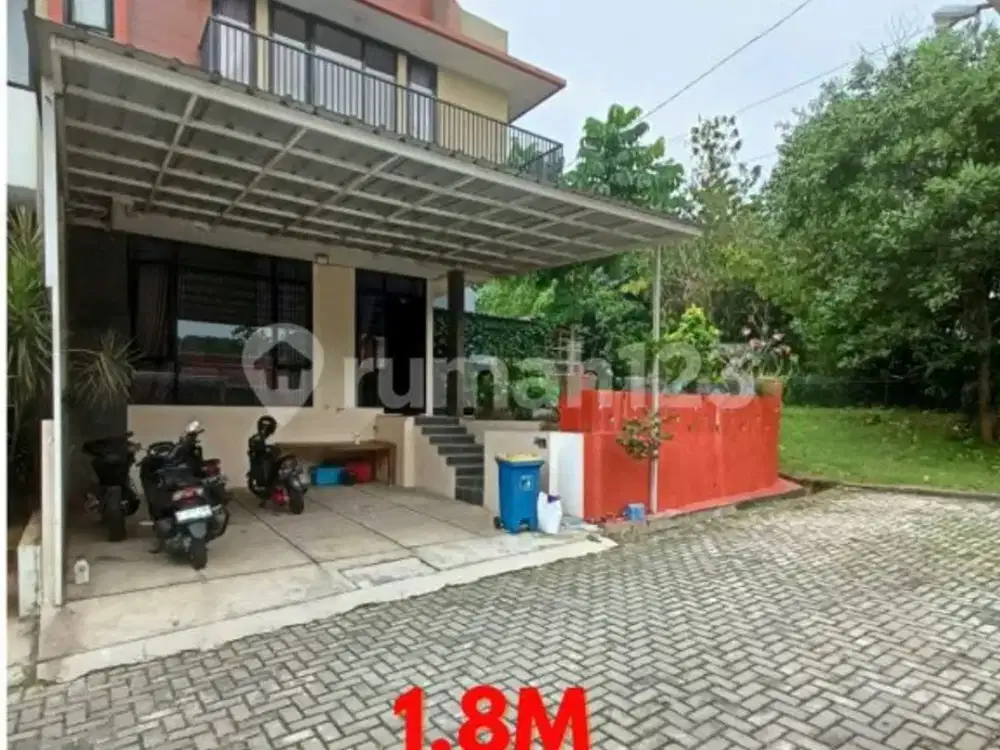 Rumah Cantik 2Lt, Semi Furnish, di Cibinong