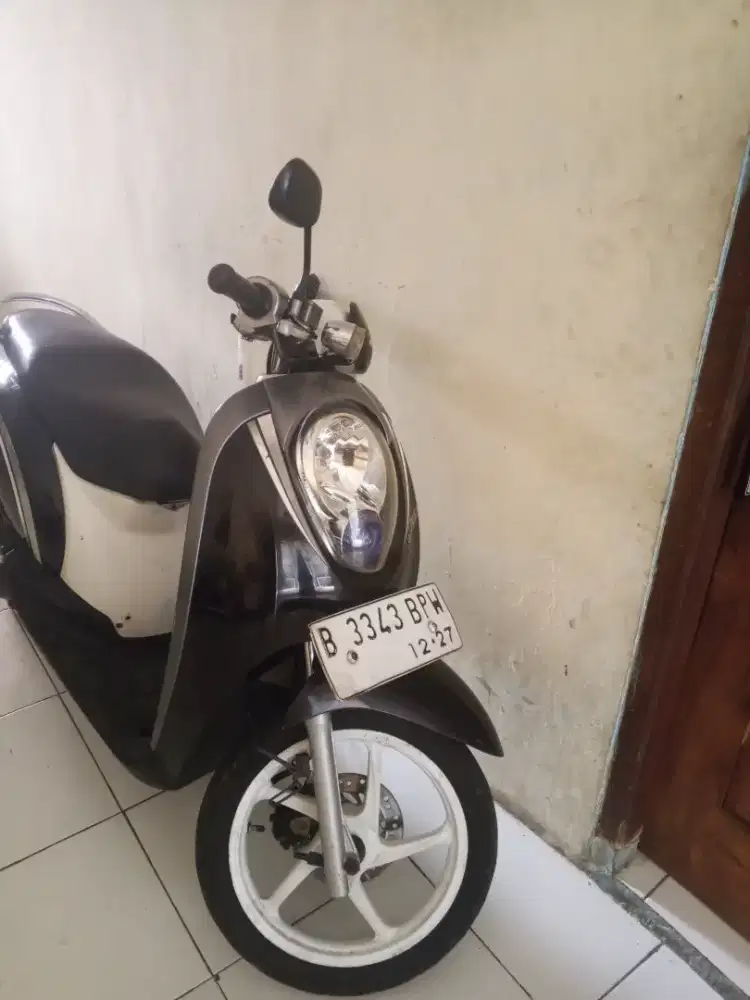 Honda Scoopy 2012