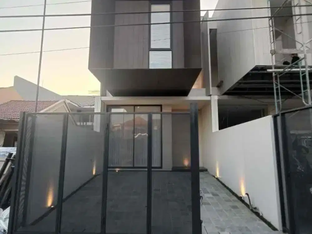 Baru Gress‼ Daerah dharmahusada 
Jual Rumah + Furnish Esklusif di *MOJOKLANGGRU* Lokasi terdepan