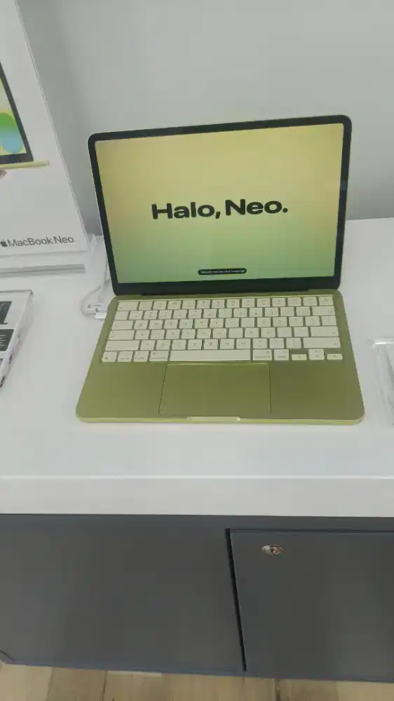 MacBook Neo 8/256GB