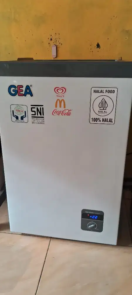 Freezer/kulkas/showcase gea