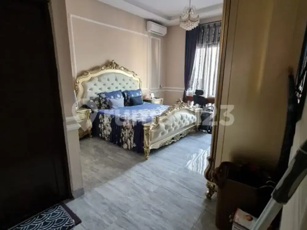 Rumah Lux Dgn S Pool di Bsd, Murah Dekat Kemana-Mana