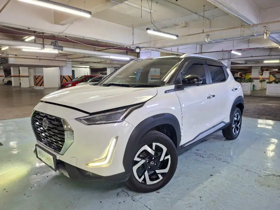 KM Rendah - Nissan Magnite 1.0 Premium Bensin-AT 2023
