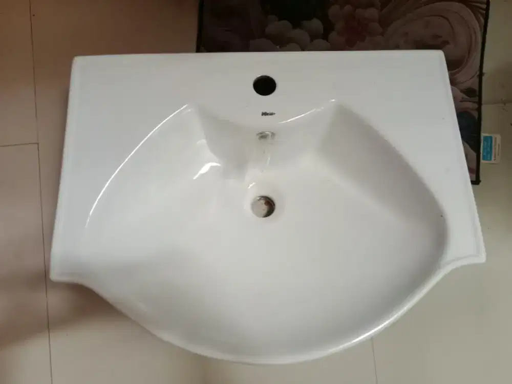 Wastafel krisbrow baru
