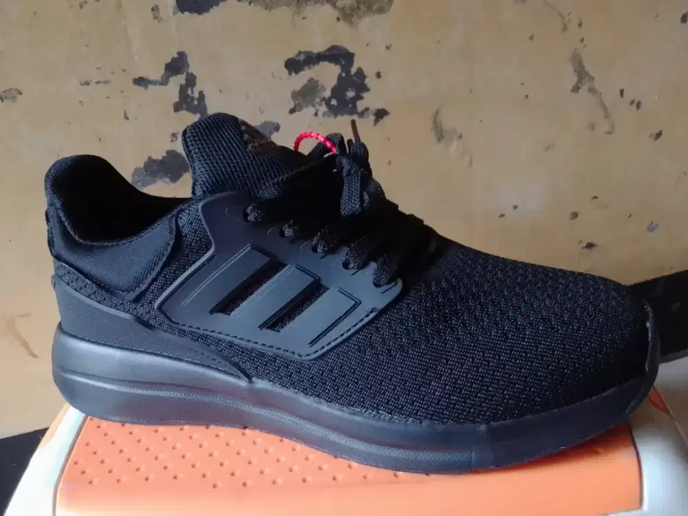 Sepatu Adidas Ultra boos