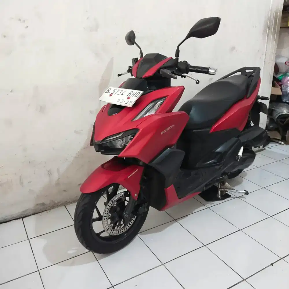 Honda Vario 160 Non ABS 2023 Orisinil Lengkap Bagus Mesin Aluss