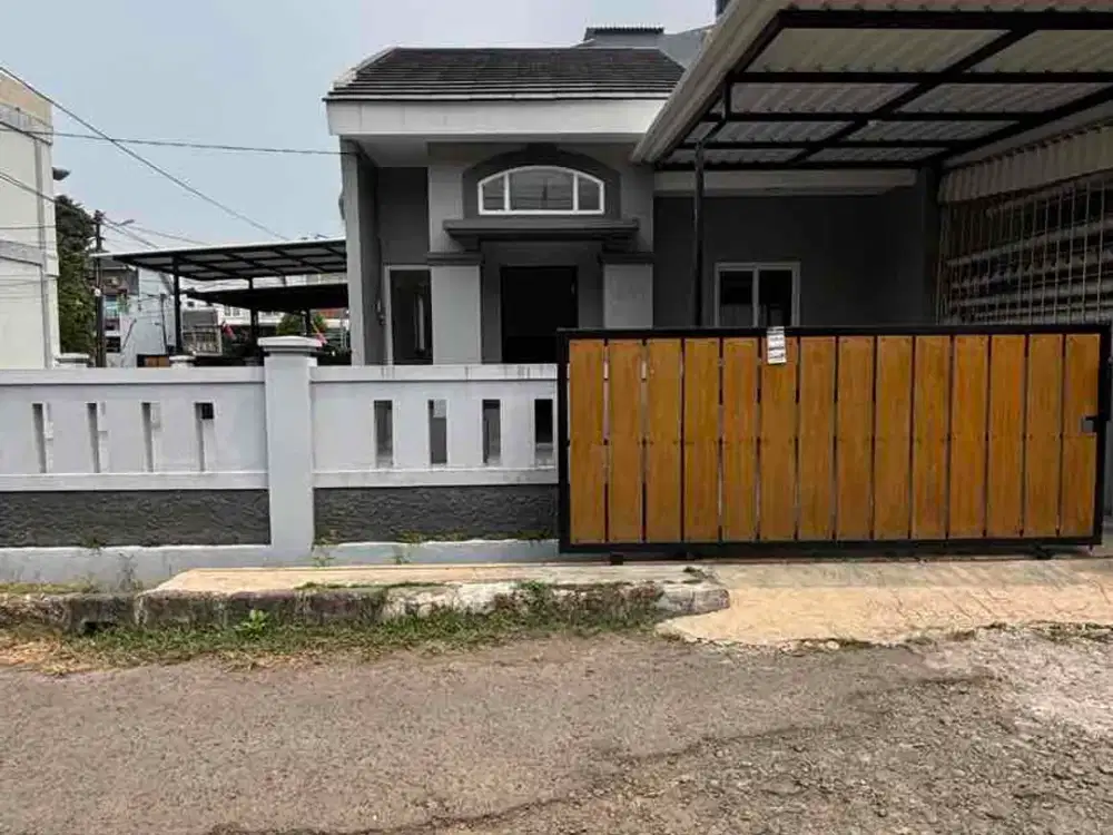 Dijual Rumah Rapih Siap Huni Posisi Hoek Boulevard Di Sektor 6 Gading Serpong