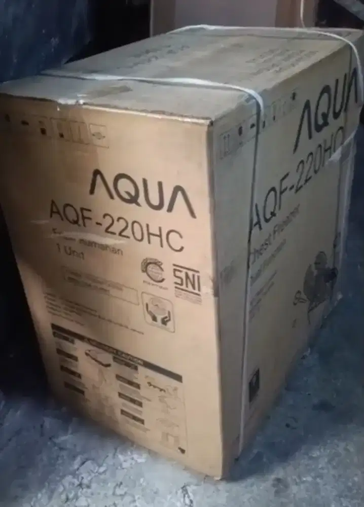 Chest Freezer Aqua