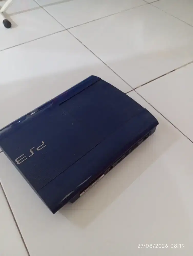 Playstation 3 super slim nego