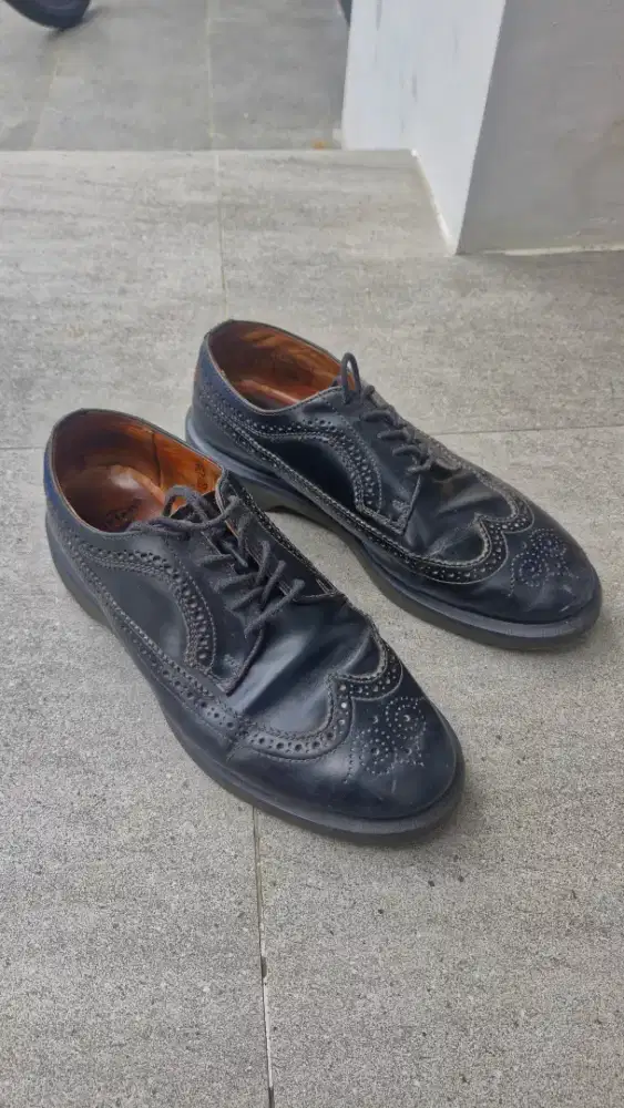 Dr Martens Brogue Original Size 10 UK