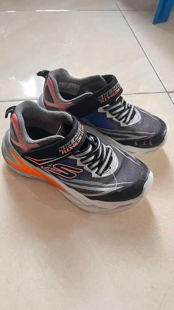 Sepatu Skechers anak Original