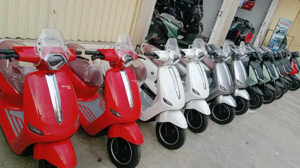 T80C — KELAS PREMIUM