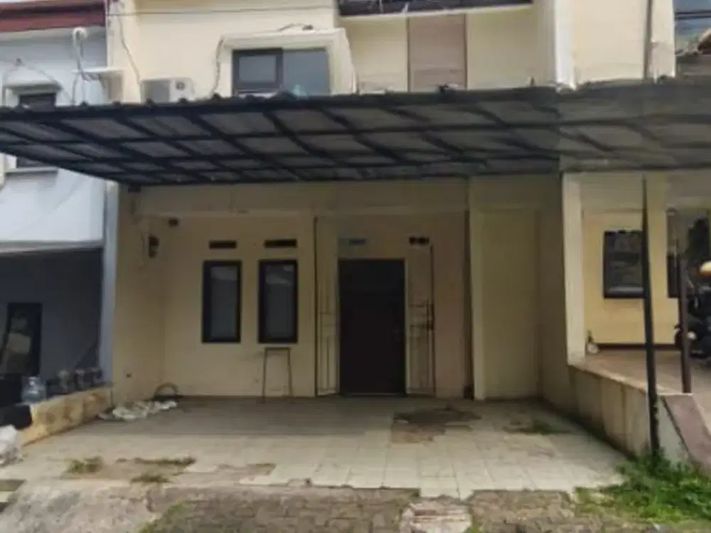 Sebuah rumah siap huni dalam cluster kawasan cipedes Pasteur sarijadi , sukajadi dijual dengan harga bagus.