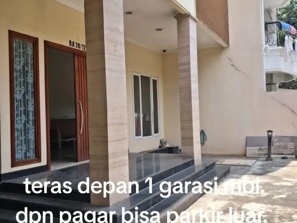 DIJUAL RUMAH DI GADING AYU KELAPA GADING JAKARTA UTARA SEMI FURNISH