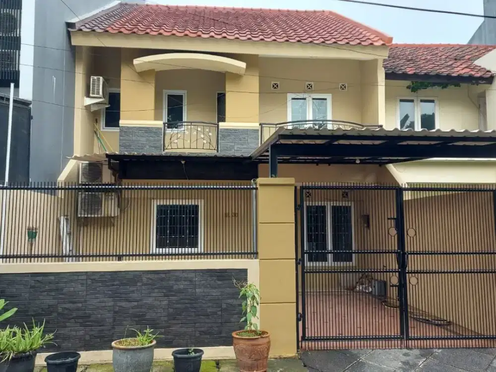 Rumah Siap Huni di Taman Semanan Indah, Cocok untuk Tempat Tinggal Maupun Invest