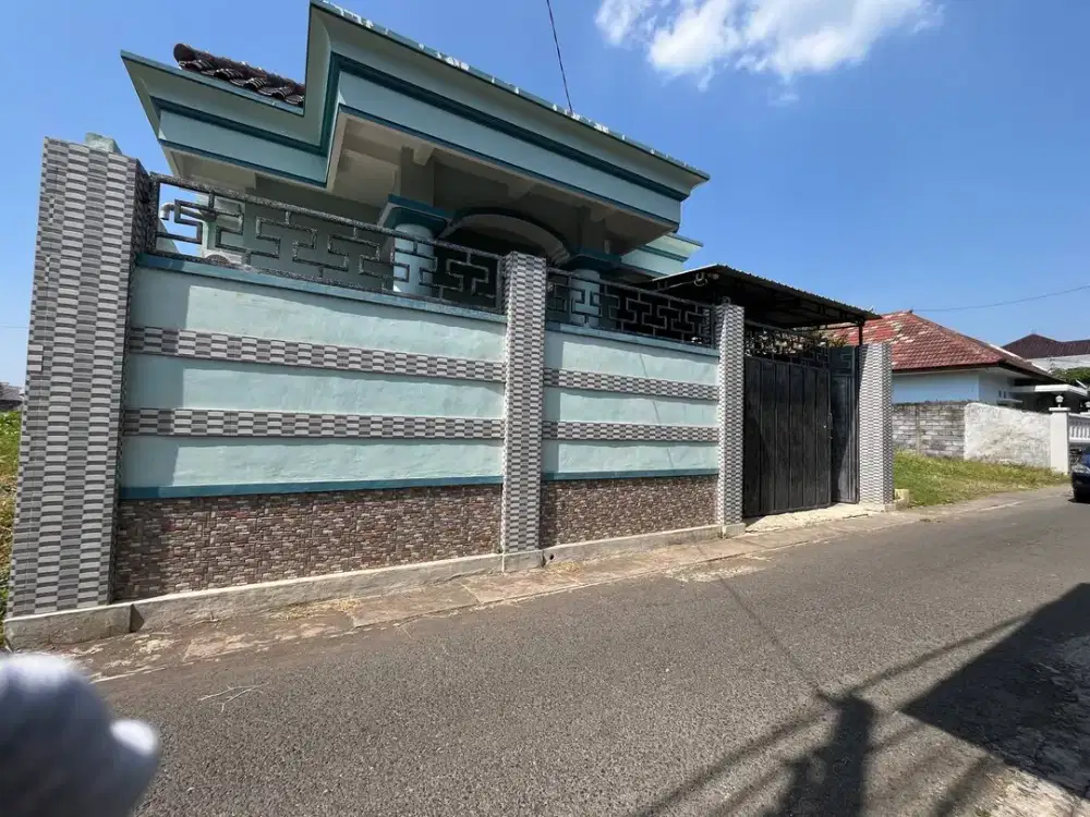 Dijual Rumah Tengah Kota Pasuruan Dekat Gor dan Alun Alun