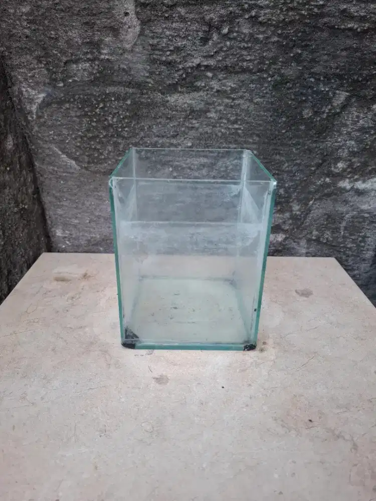 Aquarium Bekas Lebar 12 Cm Tinggi 15cm