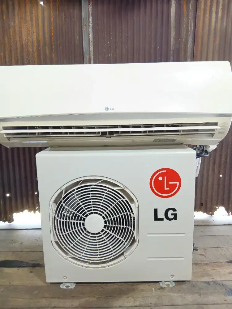 DIJUAL AC BEKAS 1/2 PK GRATIS PASANG