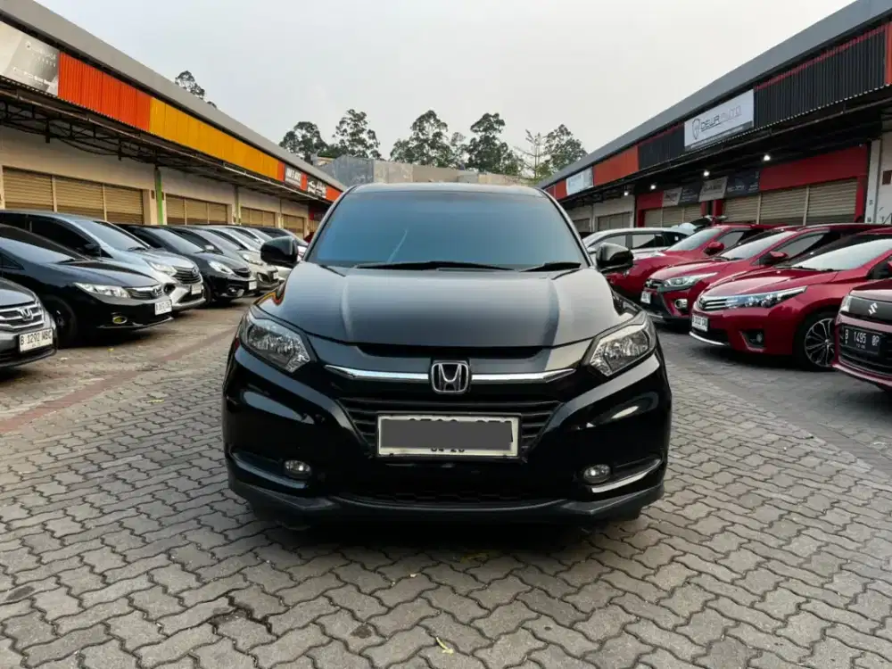 5JT HRV E 2016 CVT LOW KM 80RB BLACK EDITION ANTIK !!