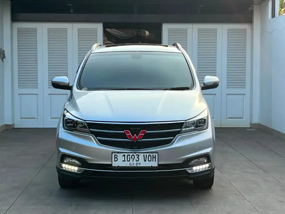 WULING CORTEZ 1.8L LUXURY AMT MATIC•BEBAS LAKA BANJIR SIAP PAKAI