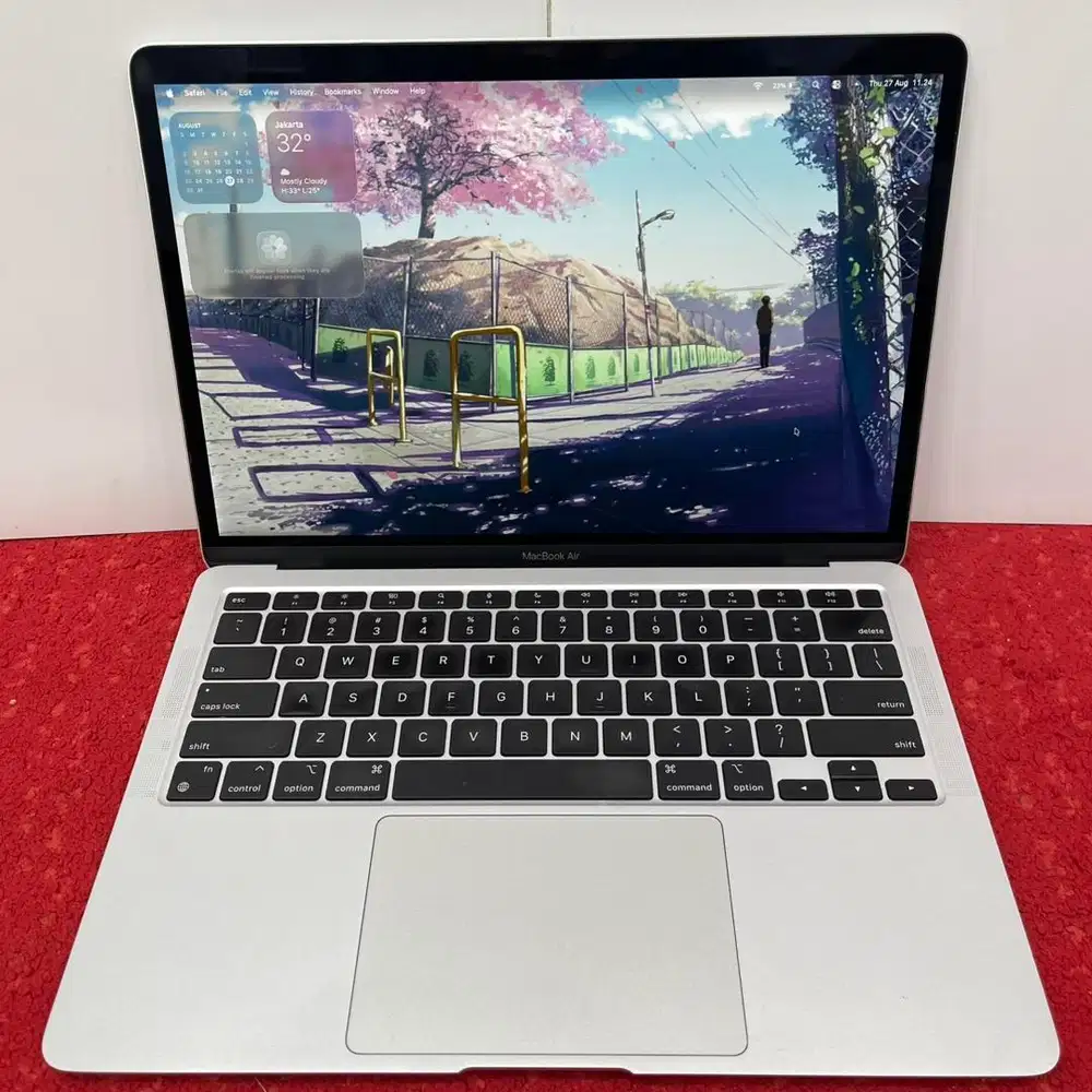 Macbook Air 13 inch, M1 8/128 GB Silver