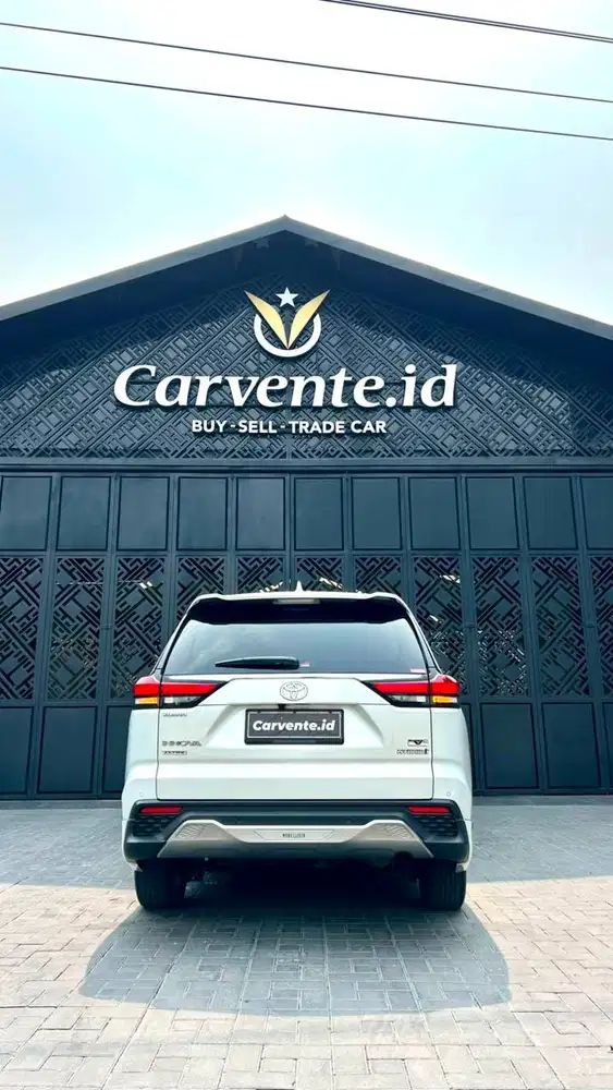 INNOVA ZENIX V HYBRID MODELISTA 2024 PANORAMIC RSE PUTIH LOW KM