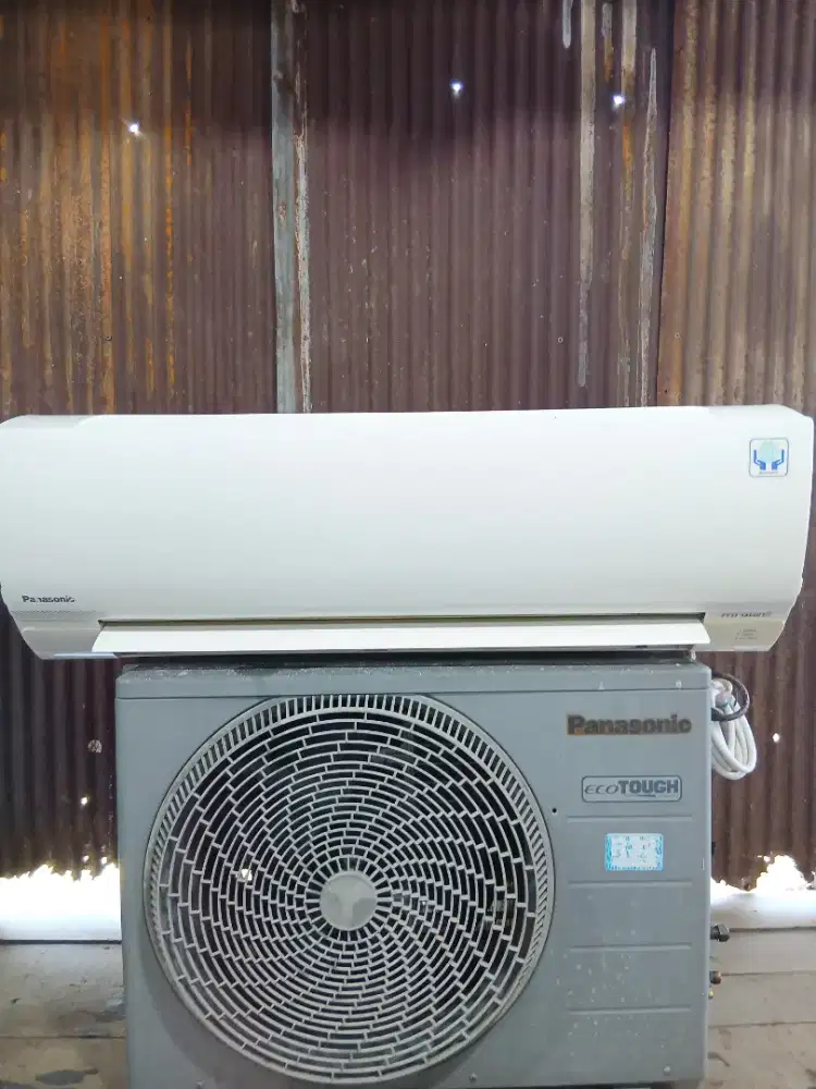 MENJUAL AC BEKAS 1/2 PK KOMPLIT