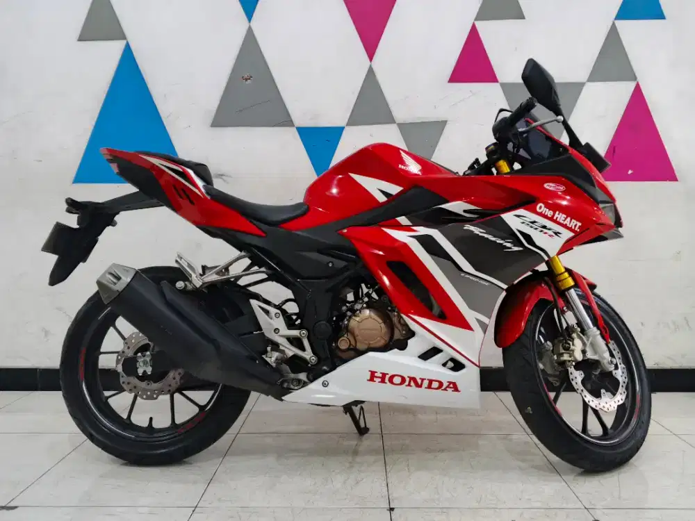 CBR150R tahun 2023