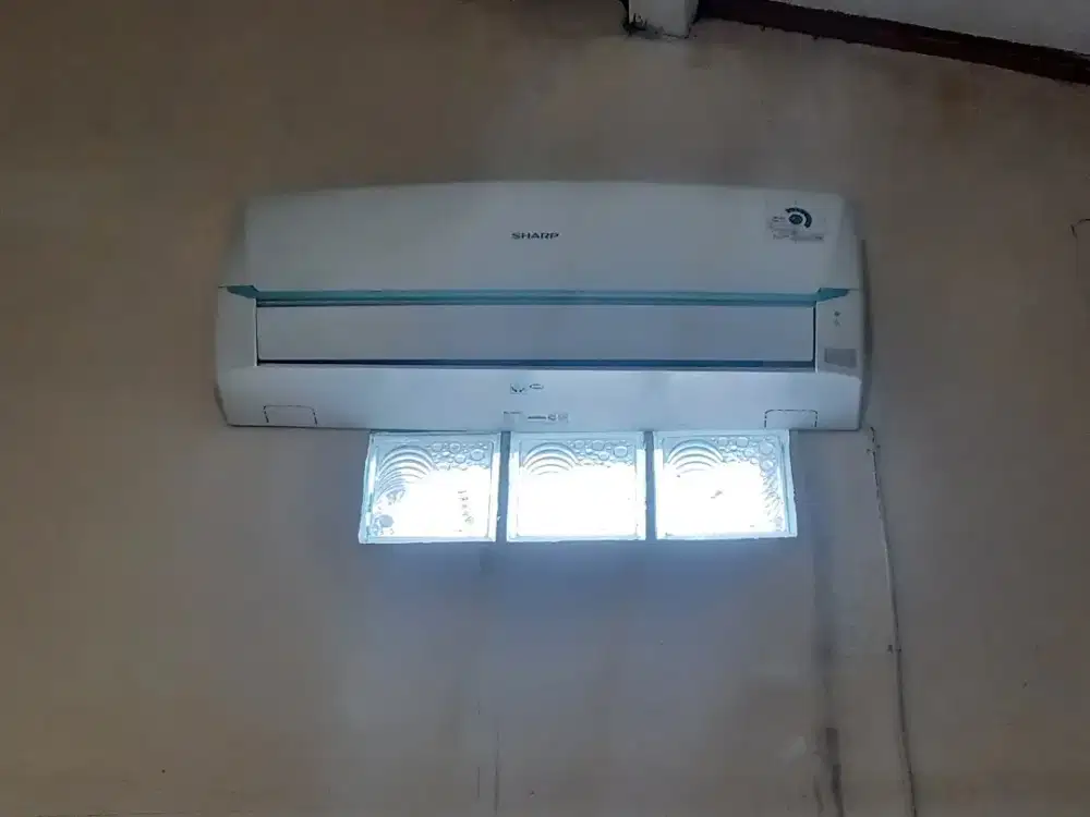 Manukari AC bekas baik & rusak