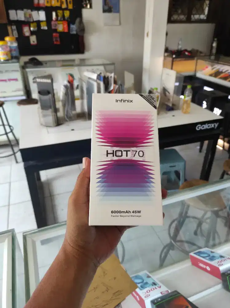 FAST RESPON WA Infinix Hot 70 6+6/256 Garansi resmi 1thn