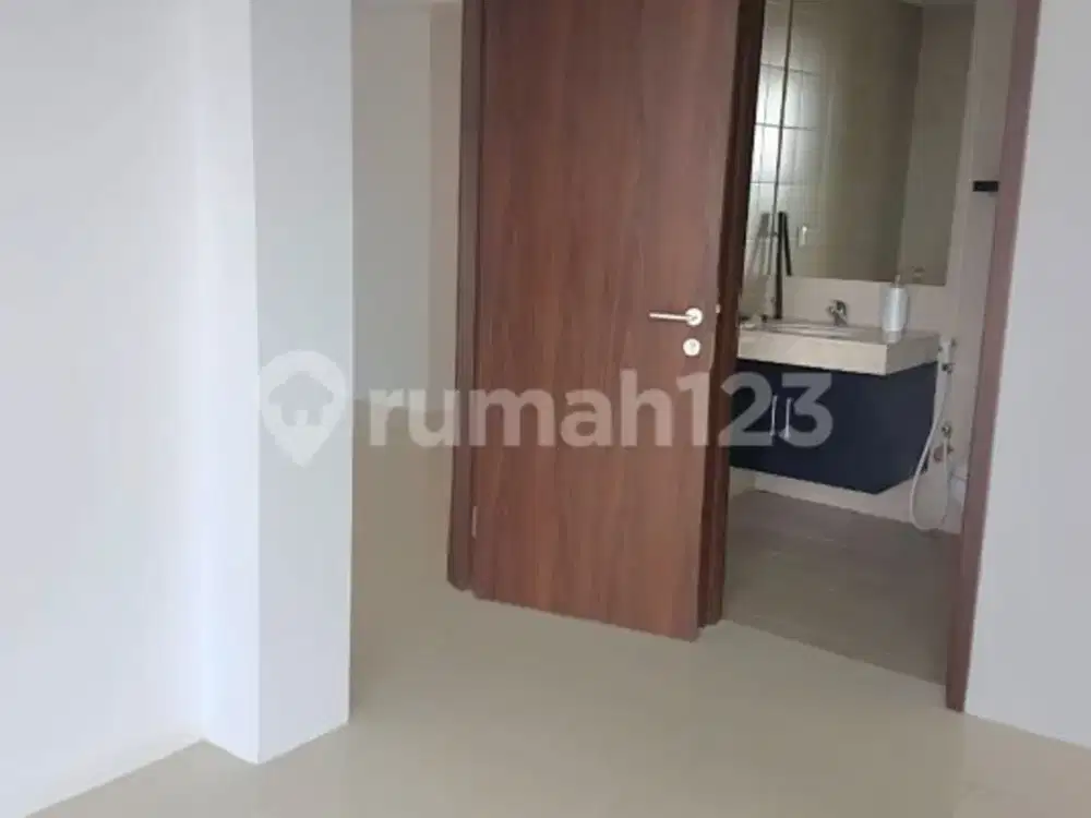 Dijual Murah Apartrmen St. Moritz Tower Royale Suite Puri Indah