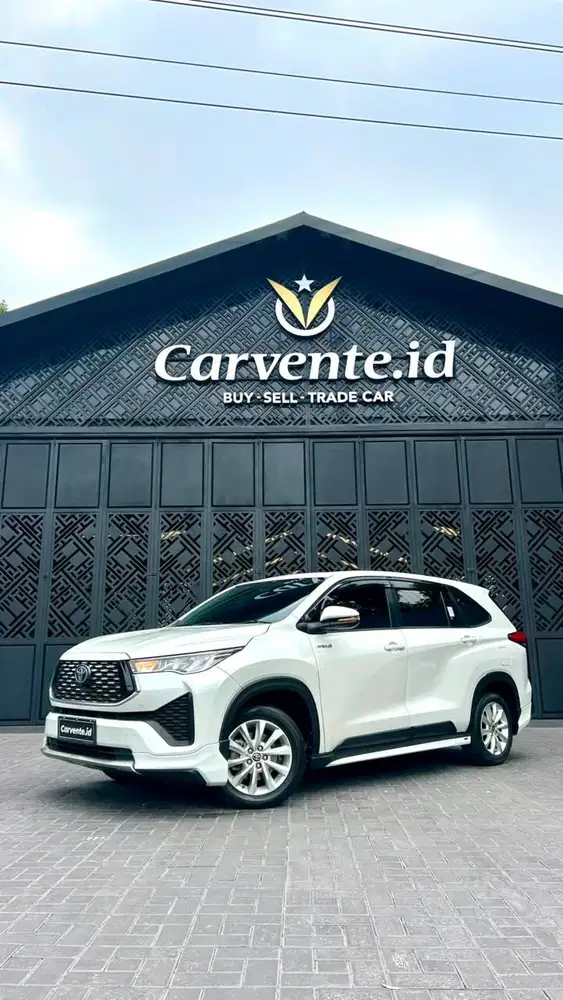 INNOVA ZENIX HEV V HYBRID MODELISTA 2024 PANORAMIC SUNROOF RSE SUPERB
