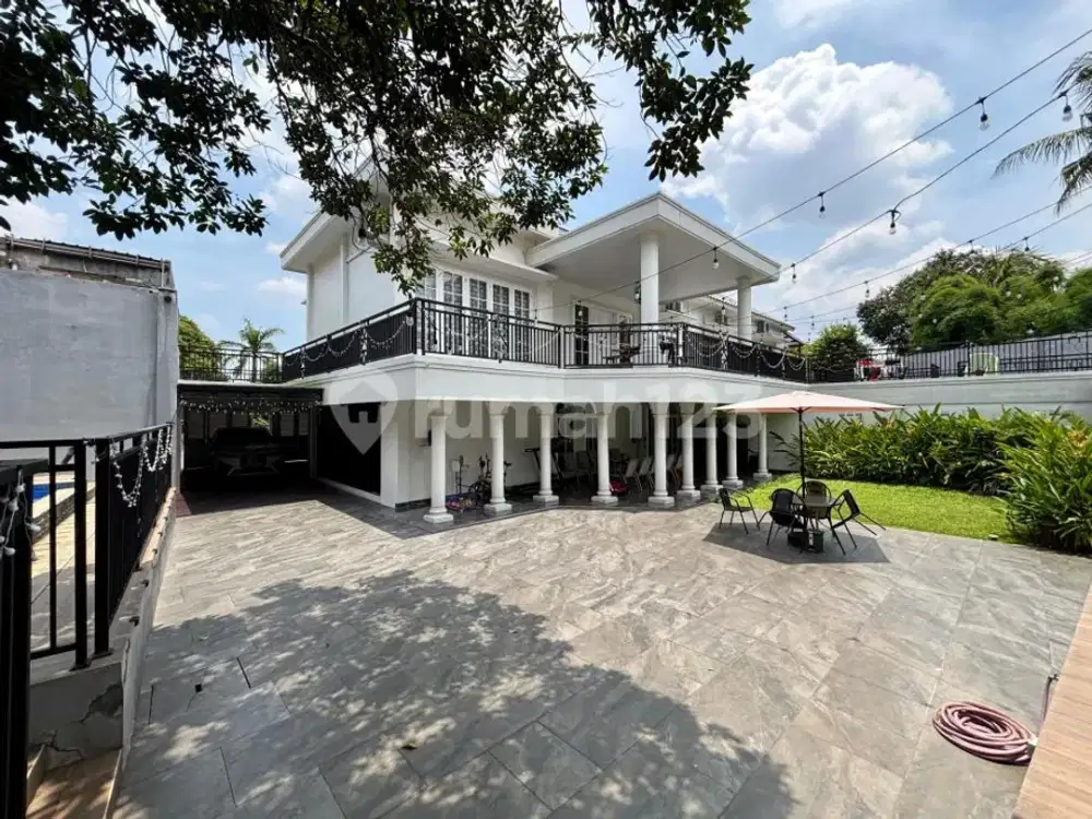 Rumah Mewah Siap Huni Kondisi Masih Baru