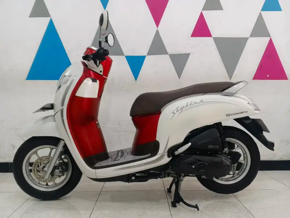 Scoopy Stylish tahun 2020