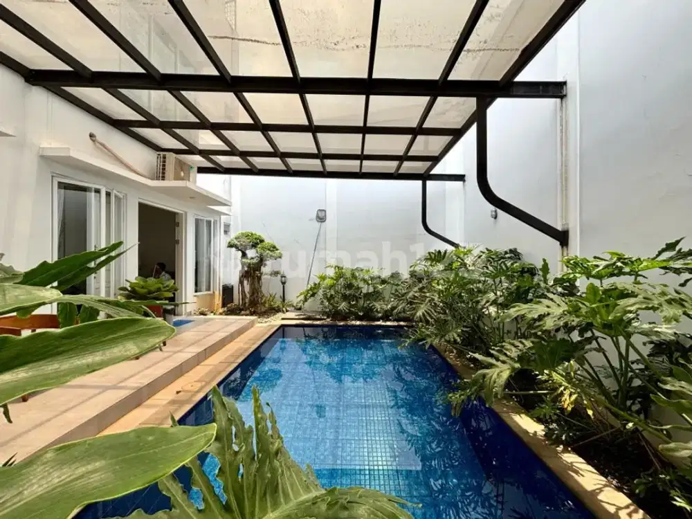 Rumah Mewah Siap Huni Depan Taman Lingkungan Asri Dan Nyaman