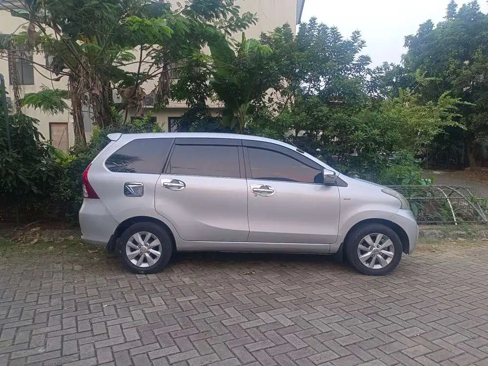 Toyota Avanza 2012 Bensin