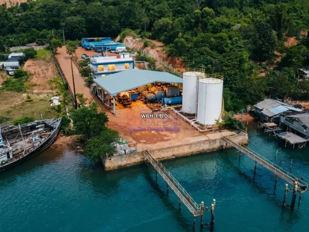 Gudang dan Pelabuhan Minyak Solar di Telaga Punggur