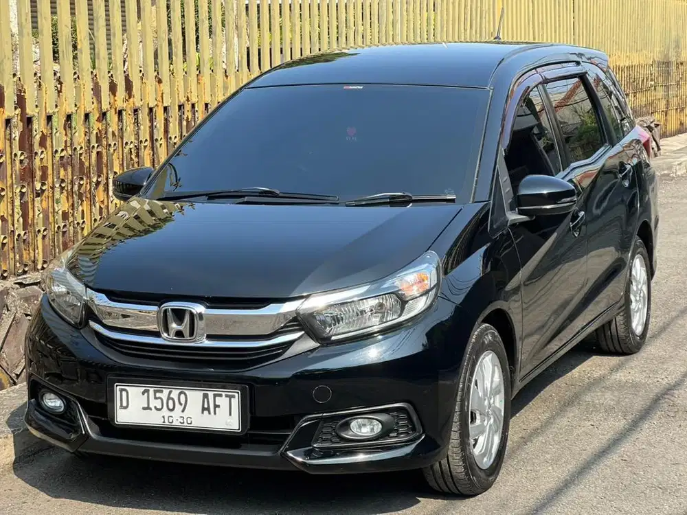 Mobilio E AT 2017 KM 81rb Hitam istw