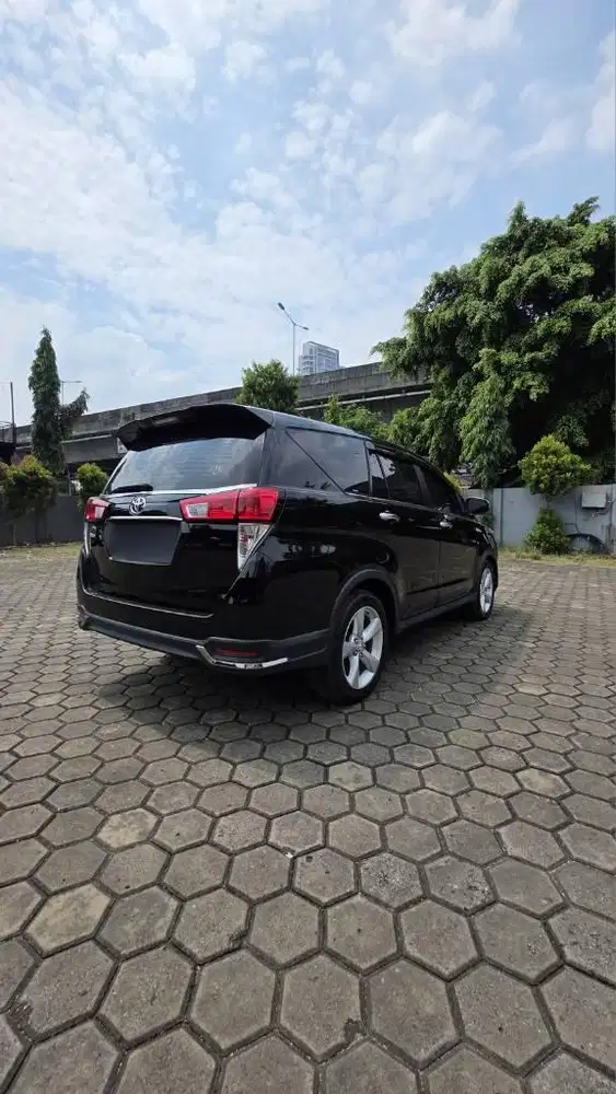 Toyota Kijang Innova Venturer Diesel Full modif